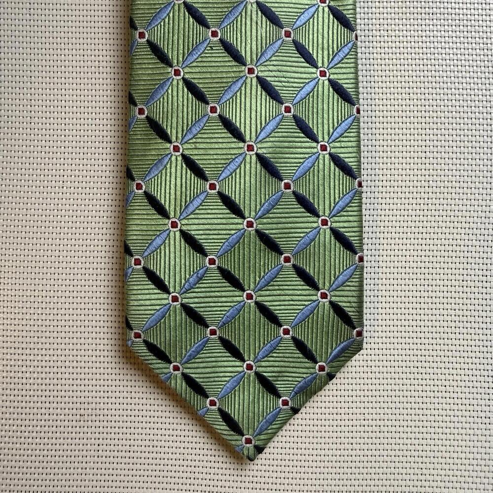 Jos. A. Bank Signature 100% Silk Tie Italy Green Blue Geometric Pattern 3.75” W